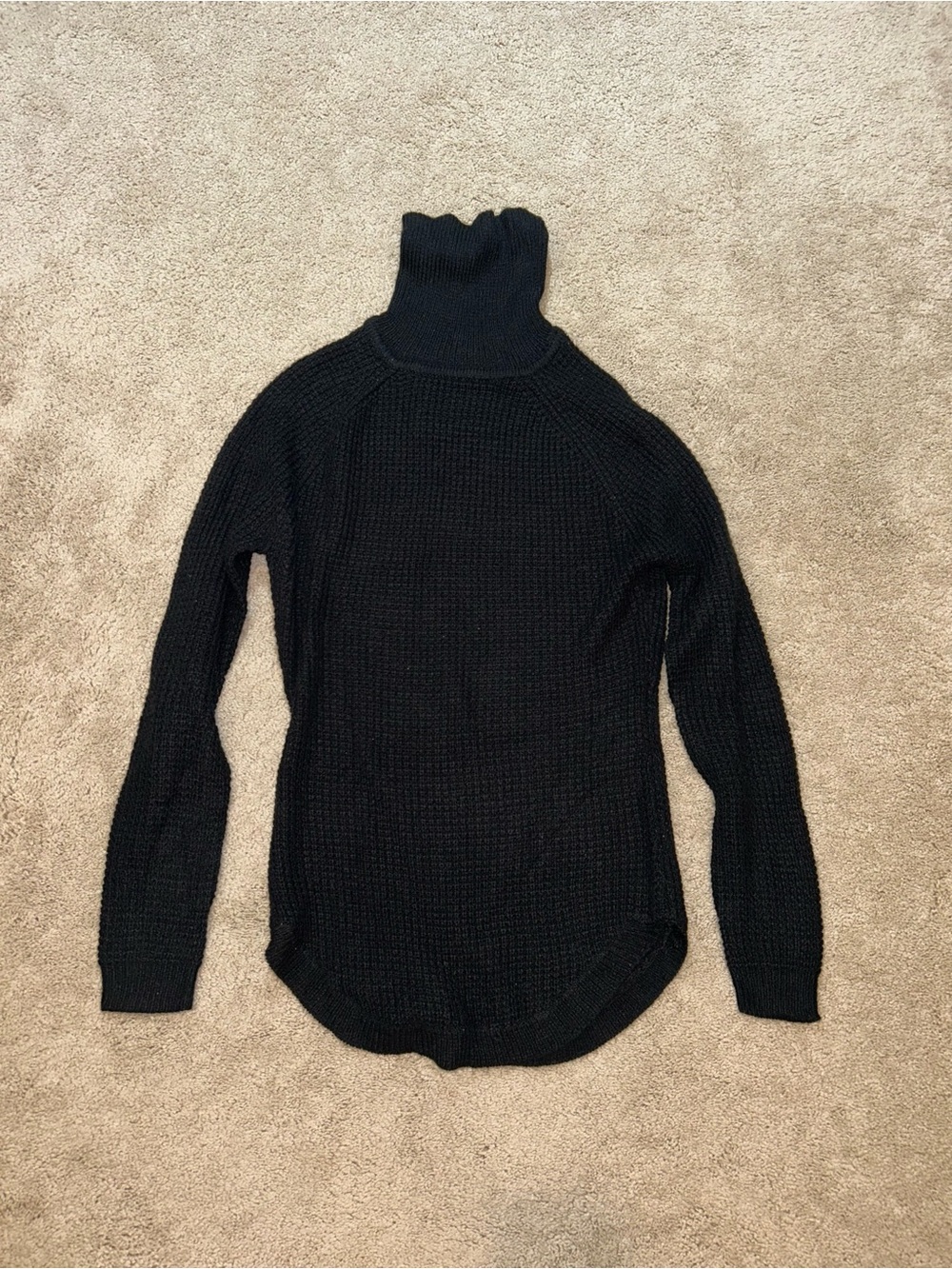 UK2LA Black Ribbed Turtleneck Sweater